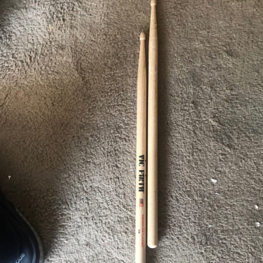 Vic firth 5B  drum sticks